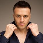 artist image Mamikon feat. Seda Hovhannisyan Siro Qami Она моя, а я её
